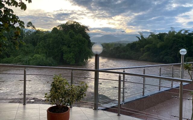 Hotel La Cascada Cristalina
