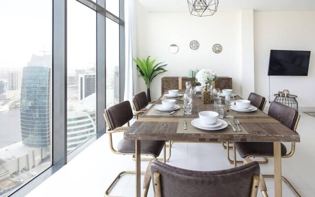 Superior + Luxurious 3BR - Sleeping 8! New!