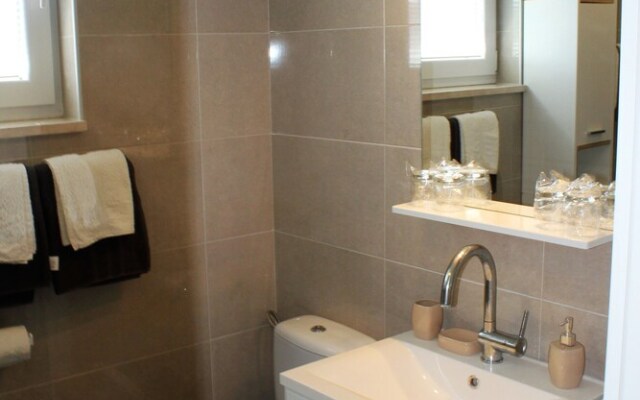Beautiful 2 2 Family Apartment Zaton