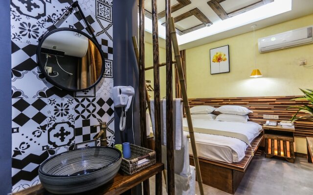 Jiaxing Pu Art Inn