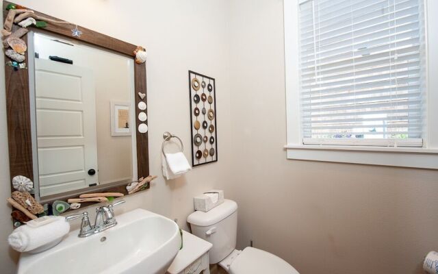 The Black Pearl 3 Bedroom Home