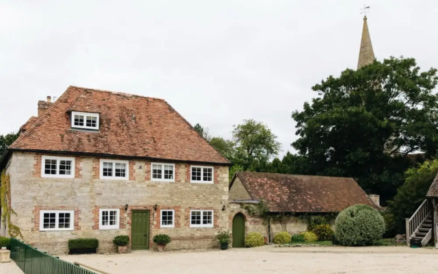 The Newington Place - Spacious 5bdr House With Garden Parking