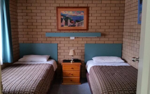 Sunrise Motel