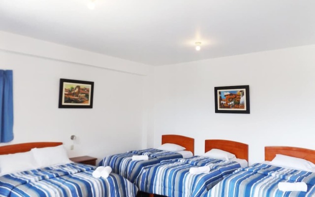 El Tirol Hotel y Piscinas