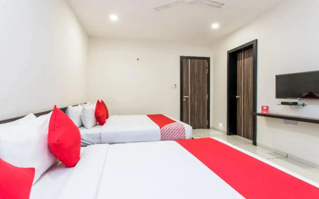 Hotel PS9 by OYO Rooms