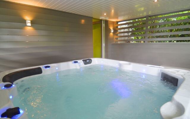 Spacious Holiday Home in Vielsalm with Sauna