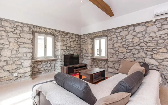 Nice Apartment in Bakar With Wifi and 1 Bedrooms