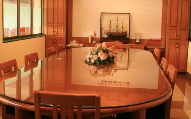 Hoa Tieu Hotel