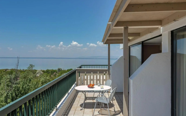 Sun Beach Hotel