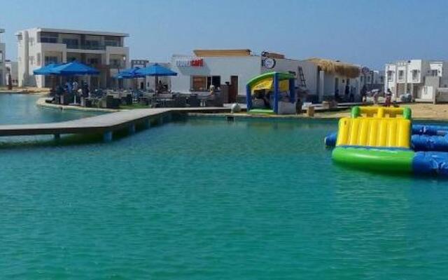 AMWAJ Sidi Abd-El Rahman, PentHouse Chalet with Roof