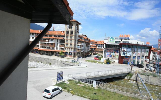 Great location near lift