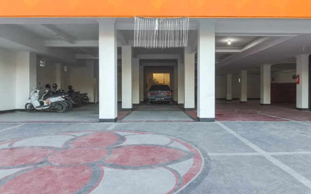 RedDoorz Near Balangan Beach Bali