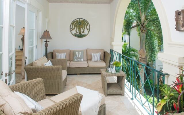 Schooner Bay 205 by Blue Sky Luxury