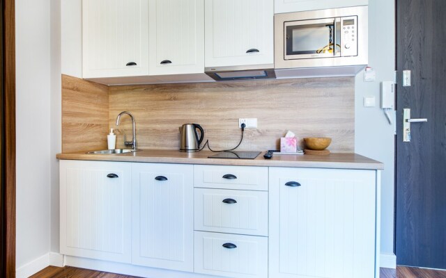 Black Apart - Palac Tatrzanski