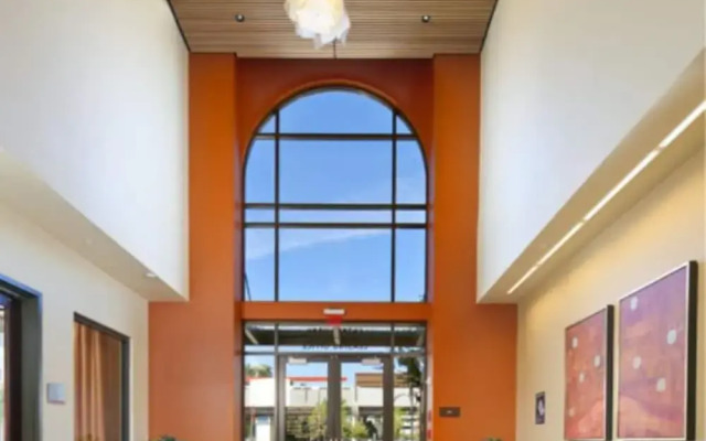 Global Luxury Suites in Walnut Creek