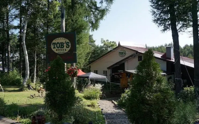 Tob's House