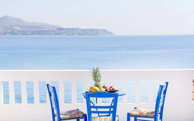 Kalyves Bay