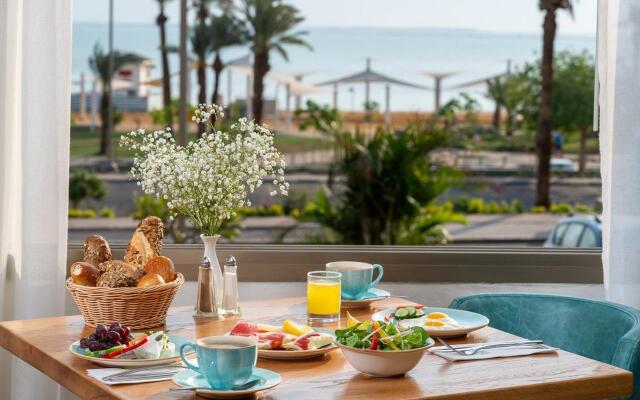 Oasis Spa Club Dead Sea Hotel