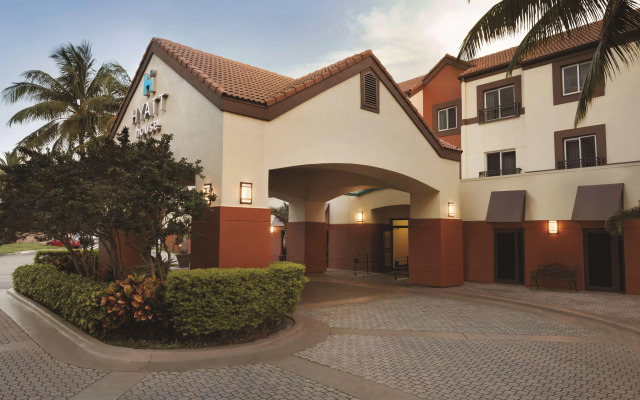 HYATT house Miami Airport