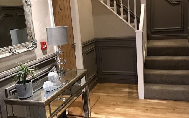 Seaview Holiday Home