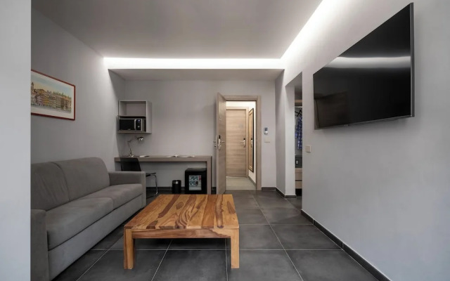 The Point Suites Rome – Guest House