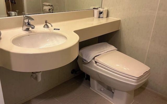 Howard Civil Service International House