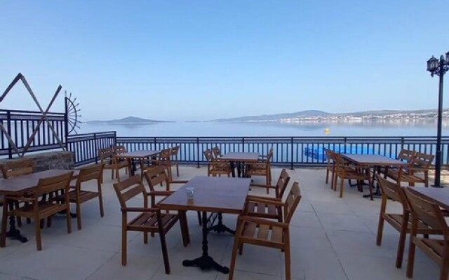 Ayvalik Cihan Otel