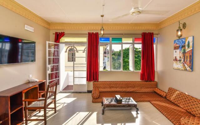 Freddie Mercury Apartments