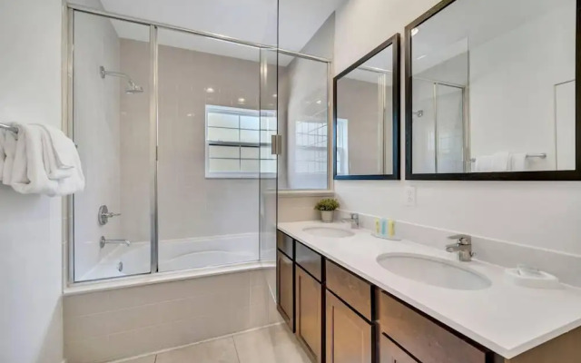 Regal Oaks 2bed Vacation Home in Kissimmee