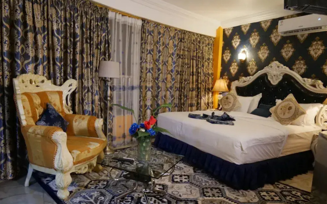 Marriot Metropolitan Hotel