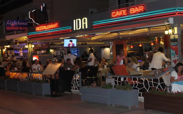 Ida Hotel