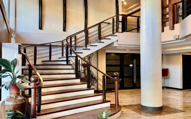 MO2 Westown Hotel Bacolod - Downtown