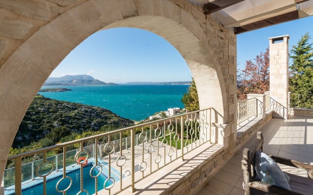 Hectoras Villa in Plaka