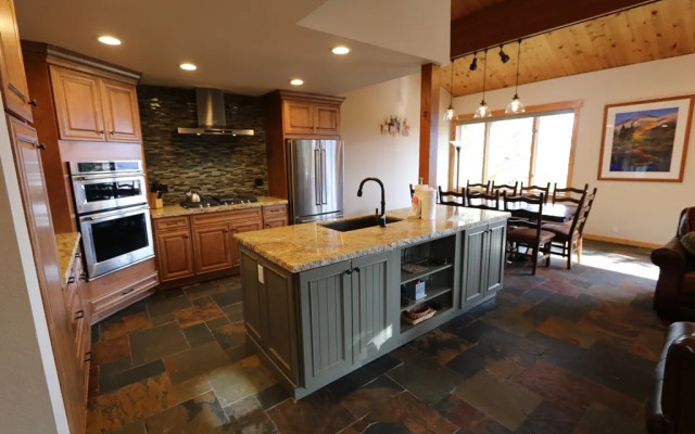 Bridges Townhome #15 Condo