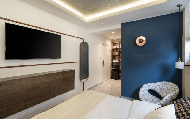 Mulan TLV Hotel