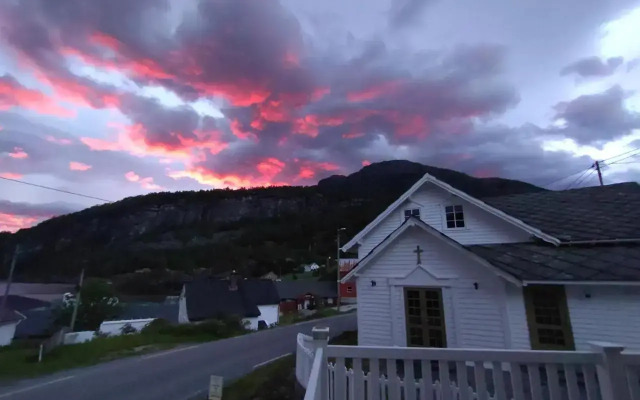 Hardanger Rom & Harmonium