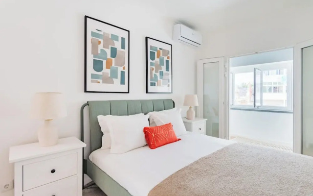 Seaside Modern Flat II at Cascais