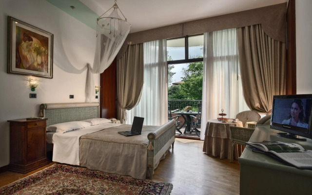 Park Hotel Junior