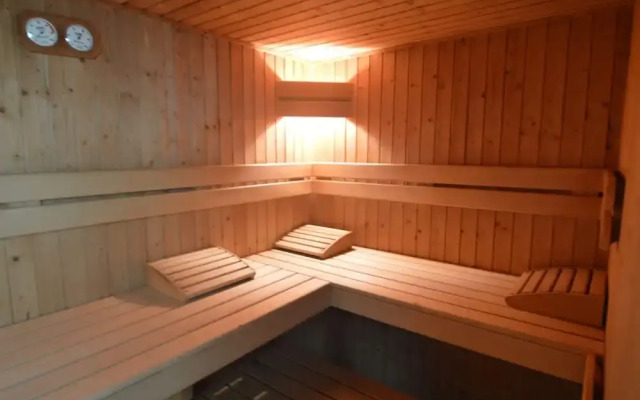 Spacious Holiday Home With Sauna in Rendeux