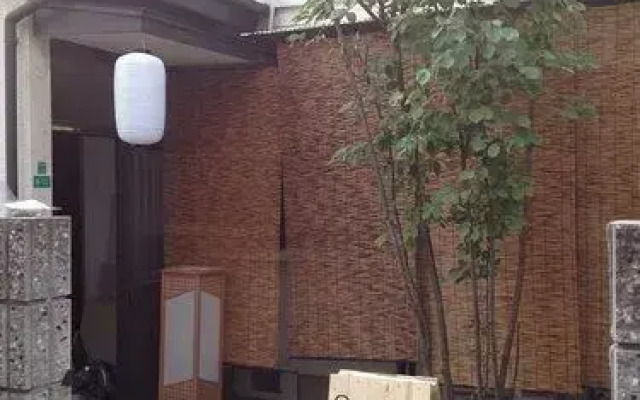 Shin-Osaka Backpacker's Hostel