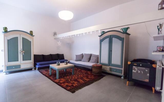 Short stay Apartment Violets house