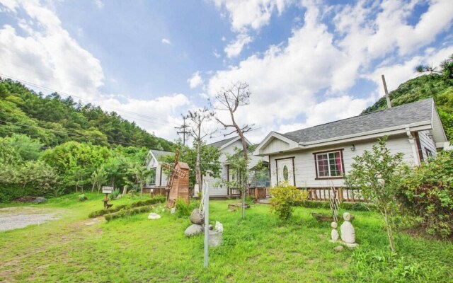 Yangpyeong Cloud & Saesori Pension