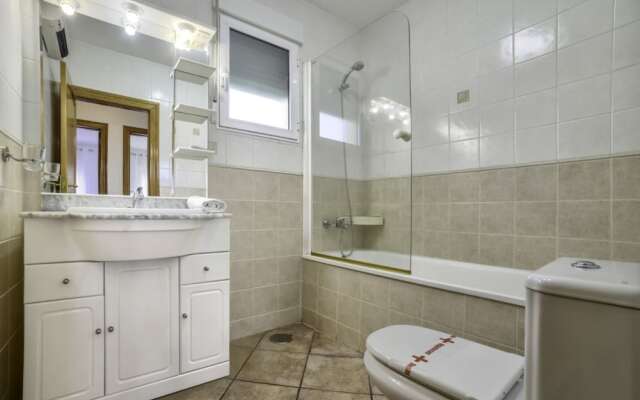 Villa - 3 Bedrooms with Pool - 104962