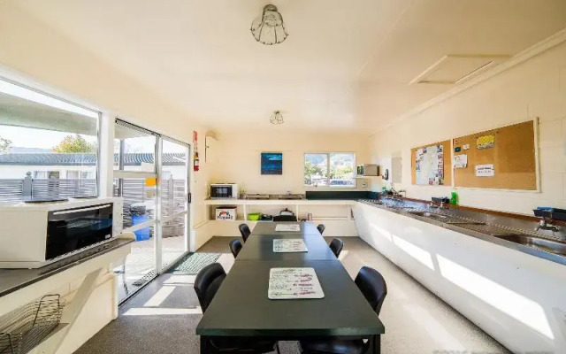 Richmond Motel & Top 10 Holiday Park