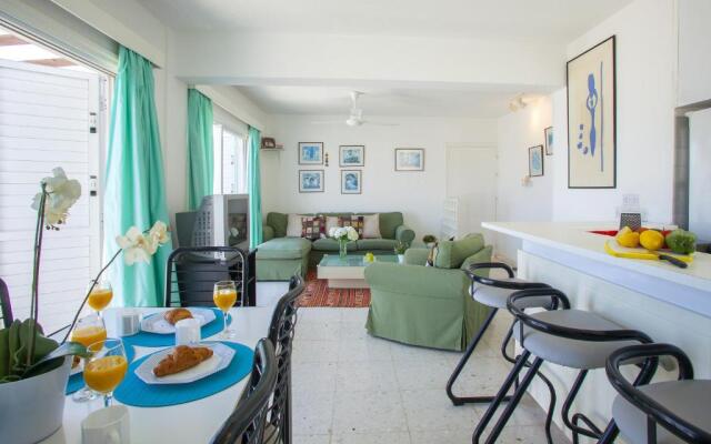 Protaras Holiday Suite Annie