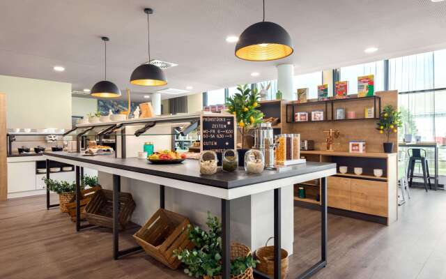 Super 8 By Wyndham Oberhausen