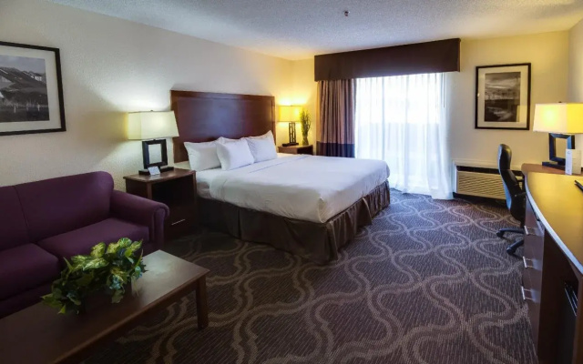 Ashmore Inn and Suites