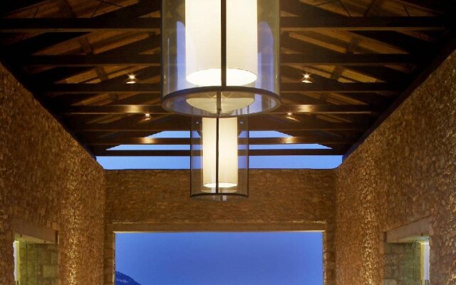 The Romanos, a Luxury Collection Resort