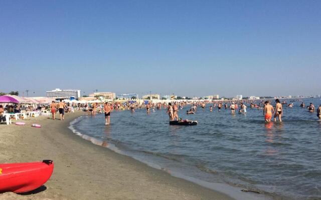 Corallia 1-05