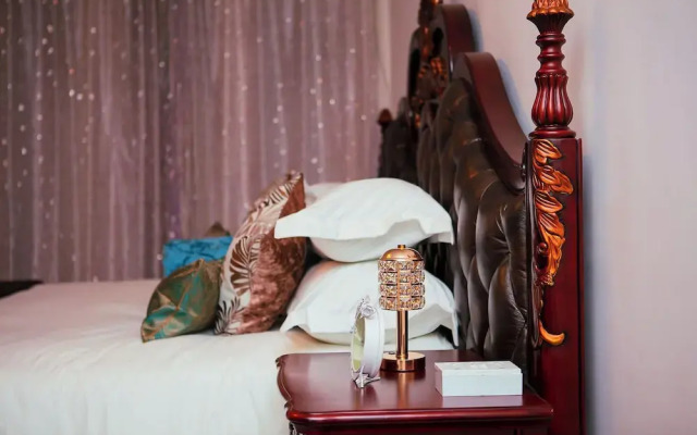 Golden Palm Hotel Boutique